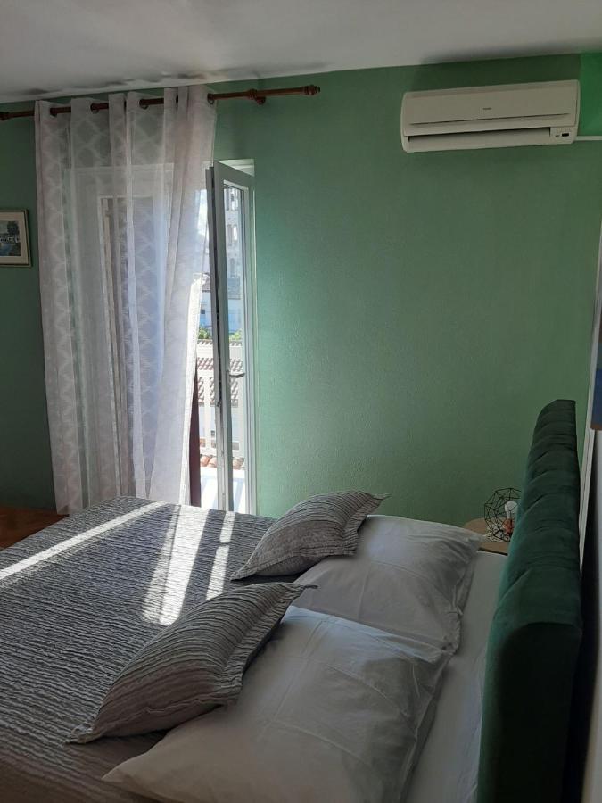 Guest House Zaninovic Hvar Town Exterior photo