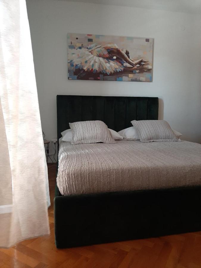 Guest House Zaninovic Hvar Town Exterior photo