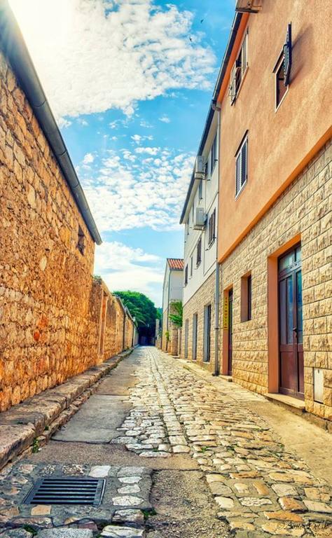Guest House Zaninovic Hvar Town Exterior photo